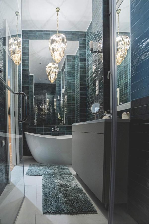 Luxury Gold 2 Bedroom Apartment บูดาเปสต์ ภายนอก รูปภาพ
