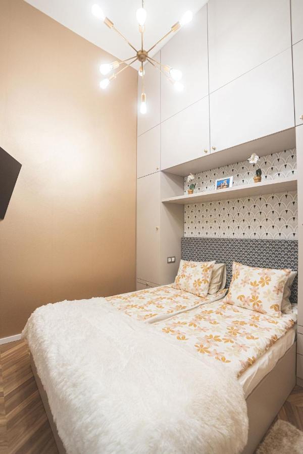 Luxury Gold 2 Bedroom Apartment บูดาเปสต์ ภายนอก รูปภาพ